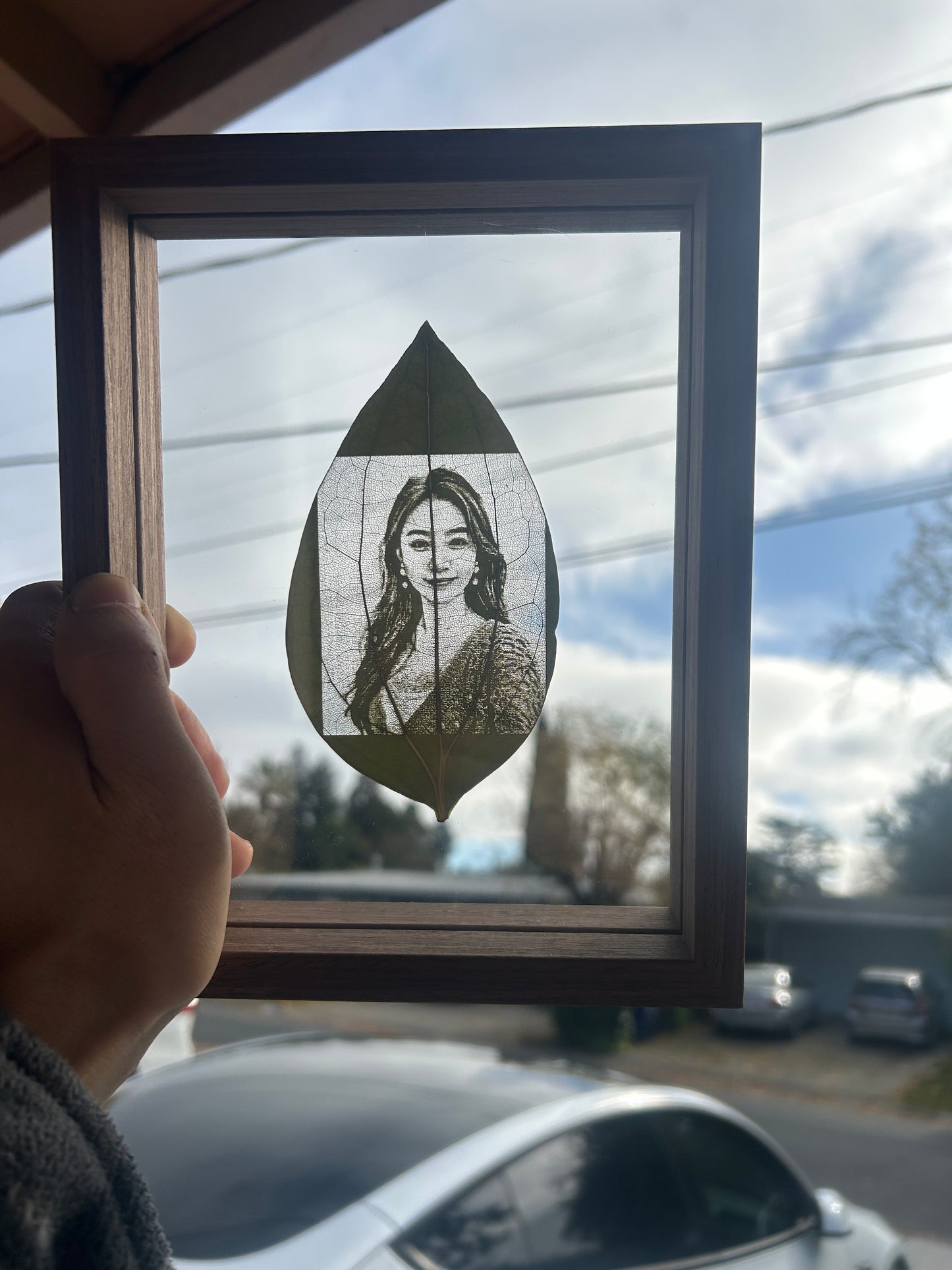 Personalized Leaf Carving Art – Custom Photo Engraved on Real Leaf | Unique Handmade Gift